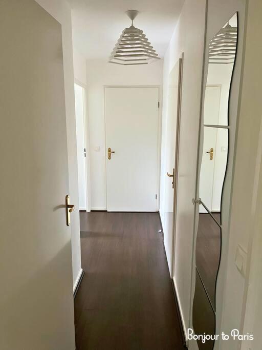 Bonjour To Paris - Disney, Balcon, Parking, 5 Personnes Apartment